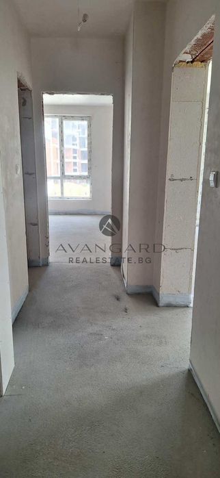 Продава се Двустаен апартамент в Пловдив, Остромила - 83 кв.м за 1675 €/кв.м - Снимка #2