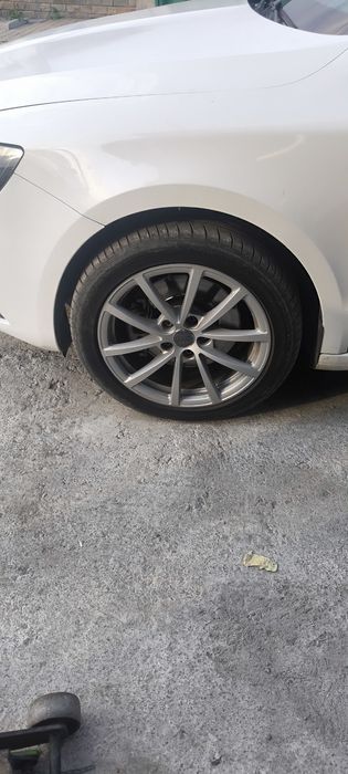 Джанти  с гуми за Audi а6 с8