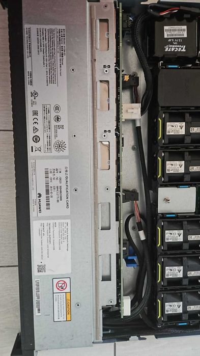 Сервер Huawei RH1288 v3, 8xSFF Intel Xeon E5-2699v3