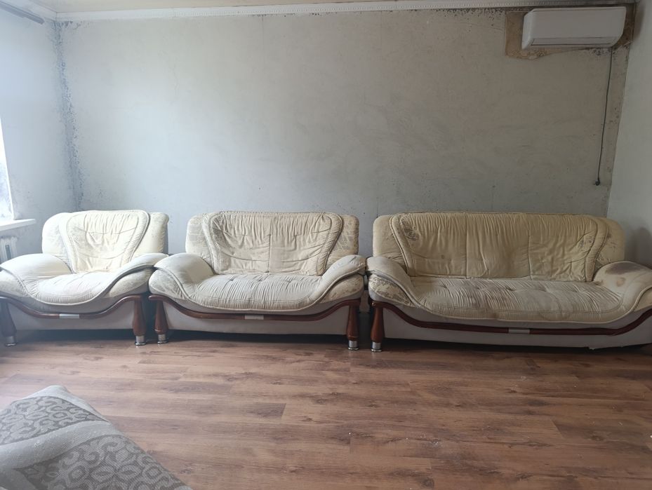 Диван сатылады.!