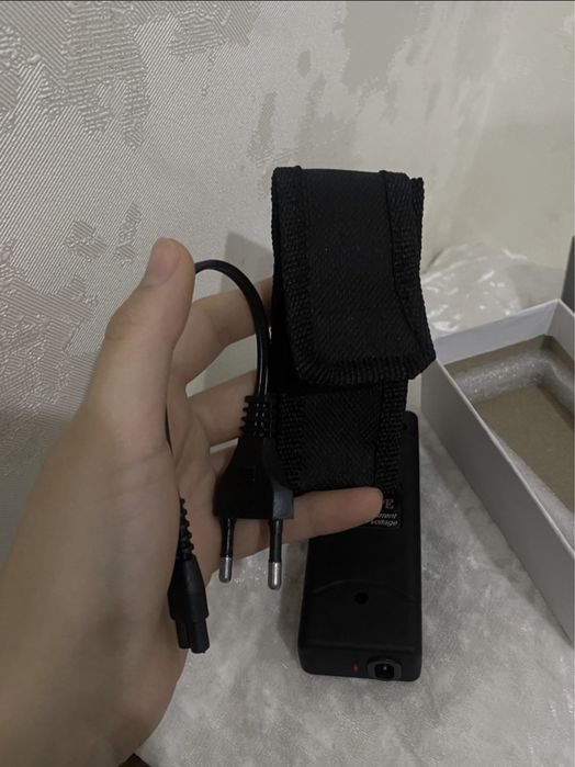 Фонарик яркий с зарядкой