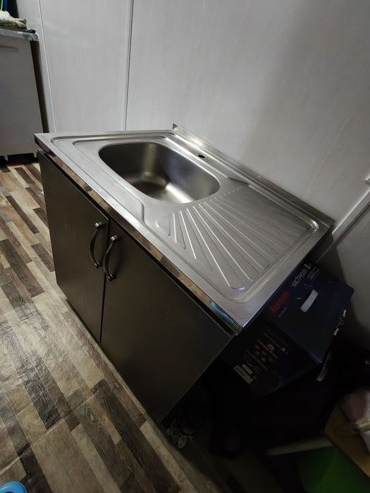 Мойка для кухни.