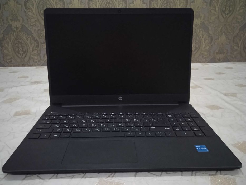 Продается ноутбук НР с гарантией