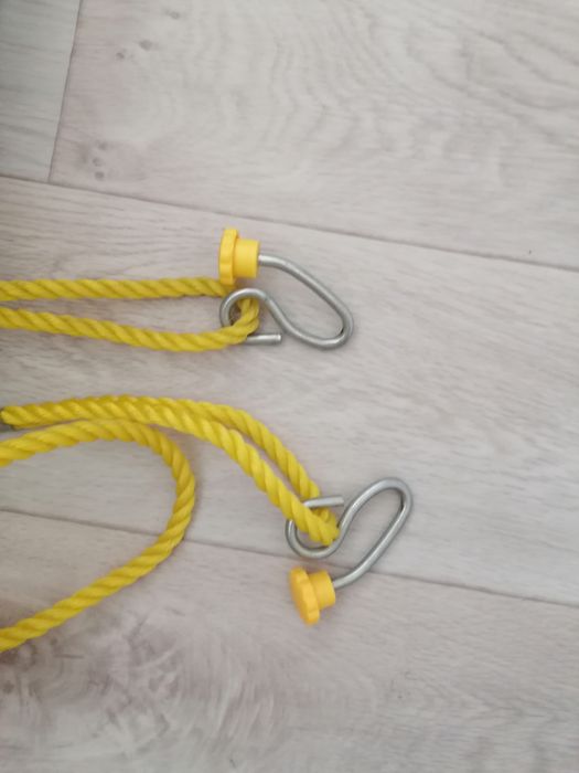 Детская качеля подвисная