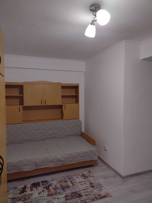 Închiriere garsoniera Exercitiu , decomandata , etaj 1 , centrala termica .