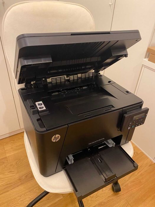 HP Color LaserJet Pro MFP M176n