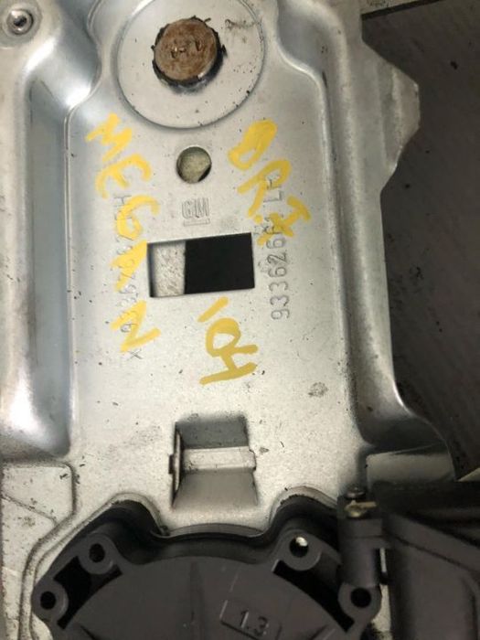 Macara cu motoras stanga fata opel meriva