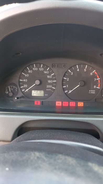 Продам Mitsubishi Space Star 2001 г