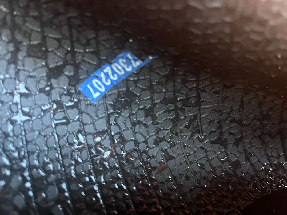 Продам зимние шины с шипами TRIANGLE