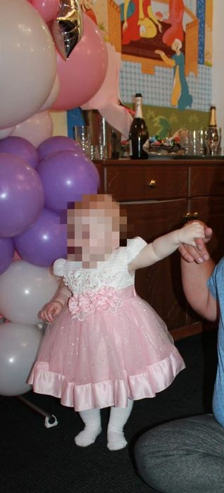 Нарядное платешко