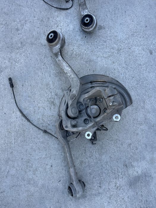 Bmw G20 G21 шенкели главини носачи шенкел