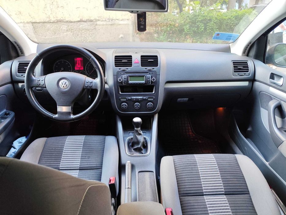 Volkswagen Golf 5 1.6 MPI + GPL 2008