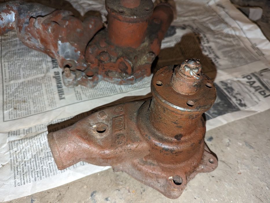 Двери окна решетки старые