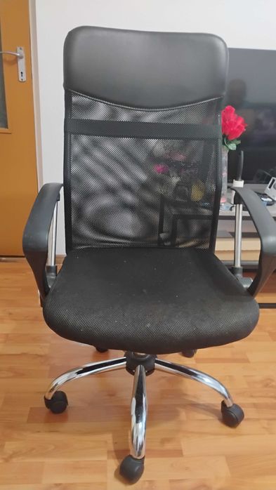 Scaun birou negru