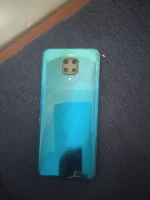 Продам телефон срочно