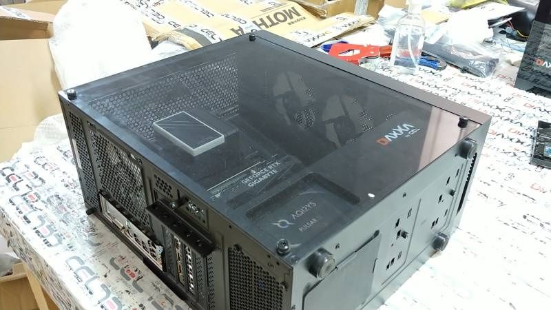 Vând PC gaming ieftin