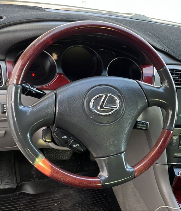 Продаётся Руль ес300