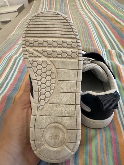 Adidasi sport copii