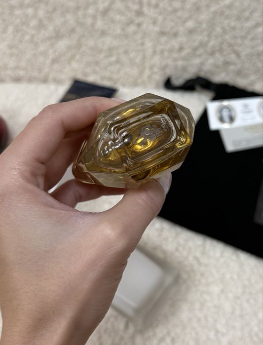 Дизайнерски и нишови дамски парфюми -лична колекция