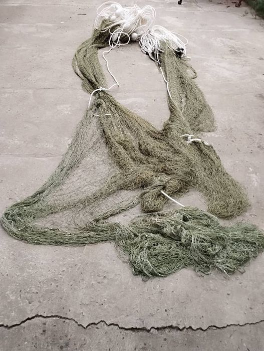 Бредень для ловли рыбы в водоемах.