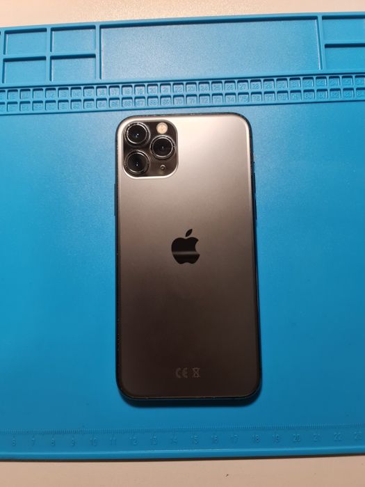 Ремонт Смяна задно стъкло iPhone 12 /13 11 Pro 12 Mini XS MAX / Капак