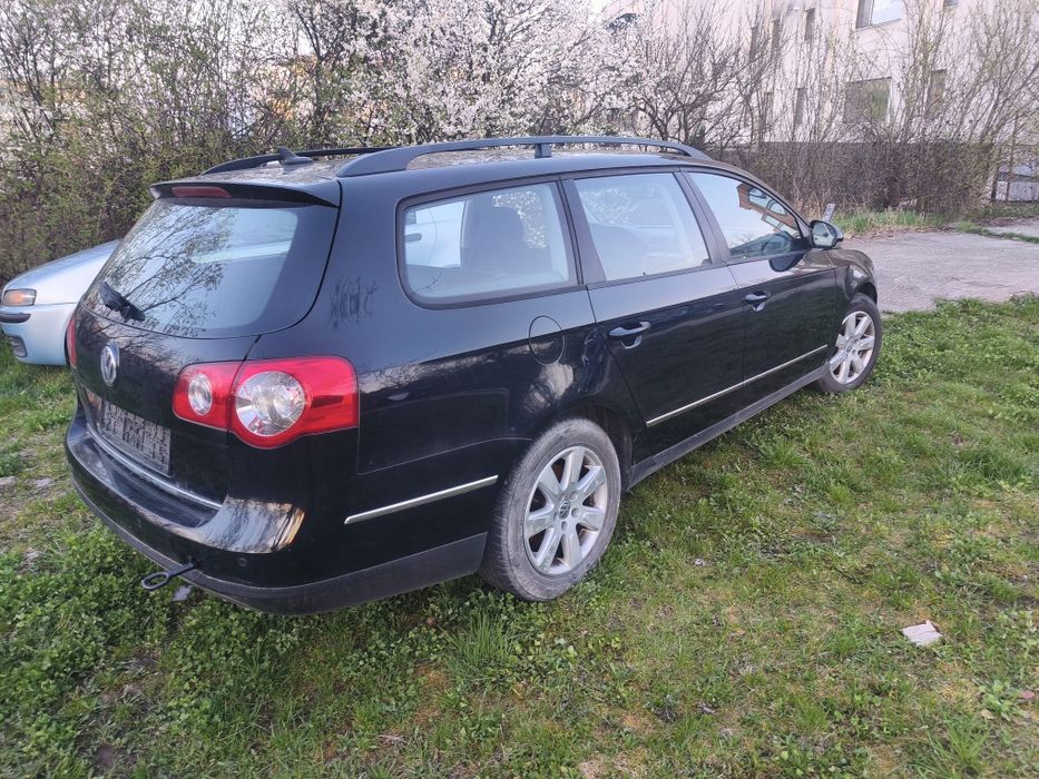 Ușă dreapta spate culoare negru L041 Volkswagen Passat B6 break varian