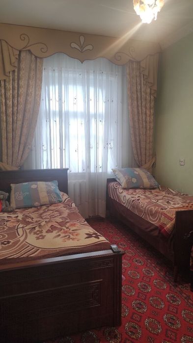 Sebzor 3 hona 4 etaj 5 etajni dom