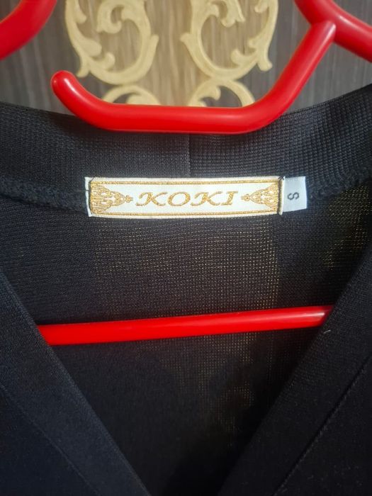 Продам очень красивое платье размер S