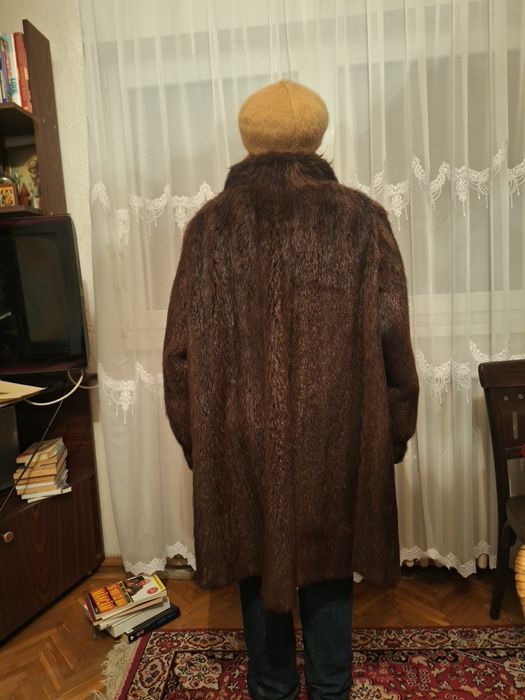 Haina din blana naturala de nutrie