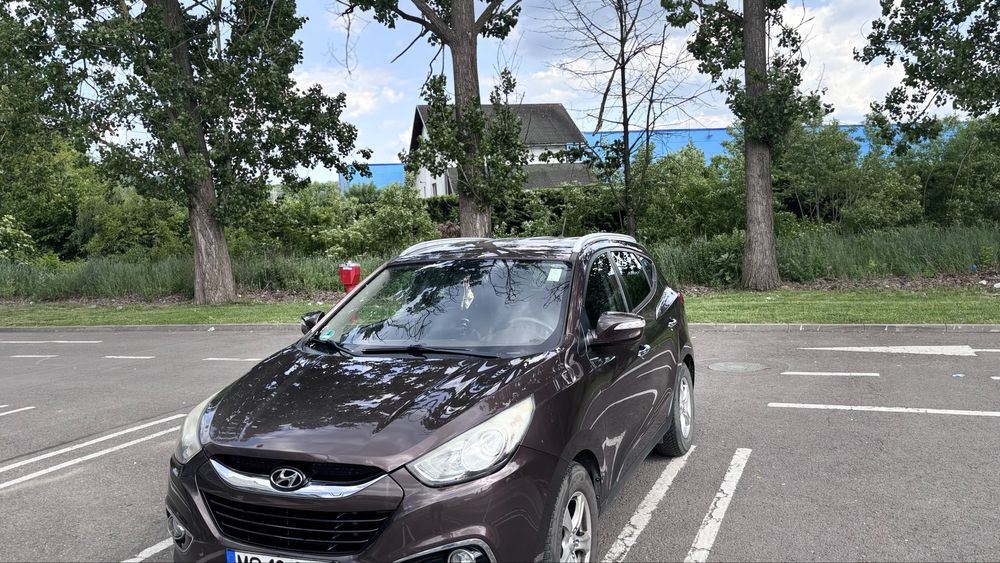 Hyundai ix35 4x4 Automat • 2012 • Full Extras • Stare impecabilă