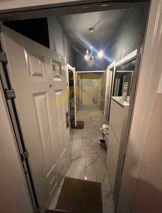 Продава се Тристаен апартамент в София, Бъкстон - 90 кв.м за 2223 €/кв.м - Снимка #6