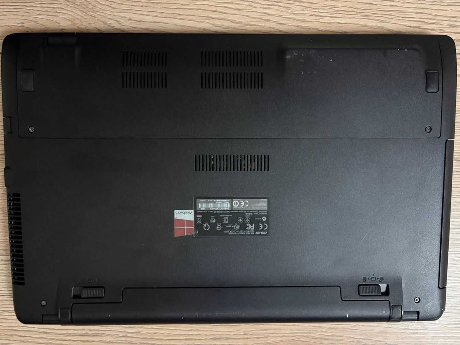 Ноутбук ASUS X552C б\у.