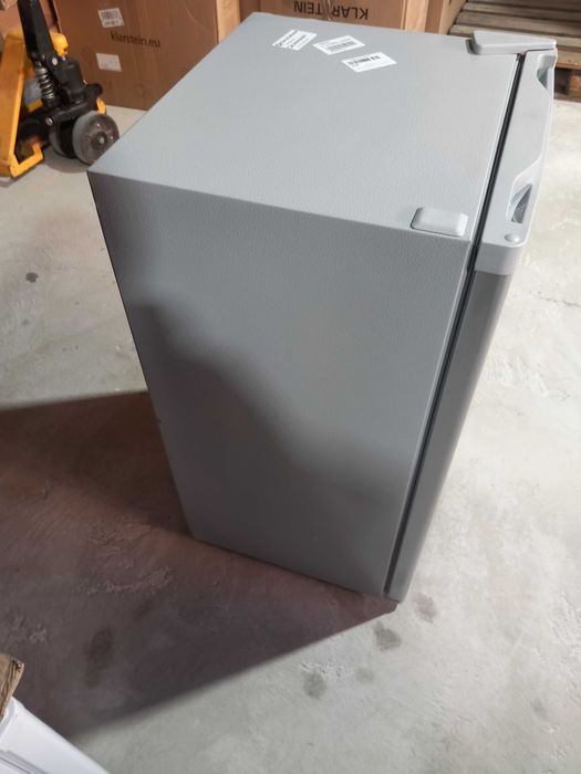 Frigider de 90 litri