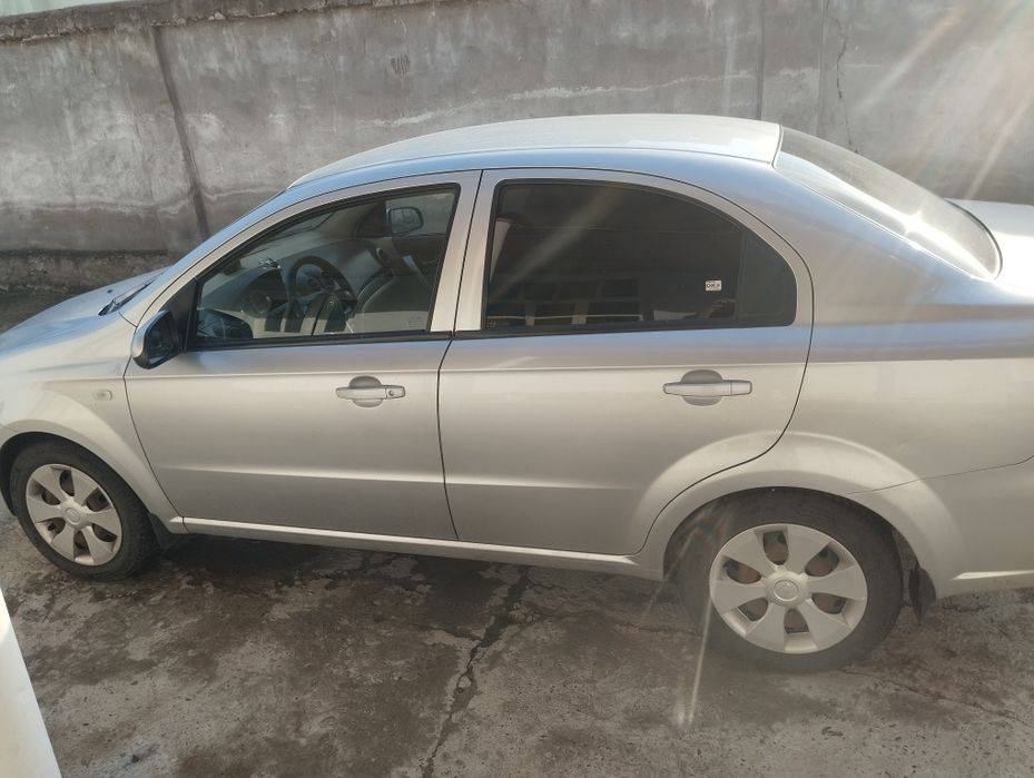 Продается автомобиль Нексия 3