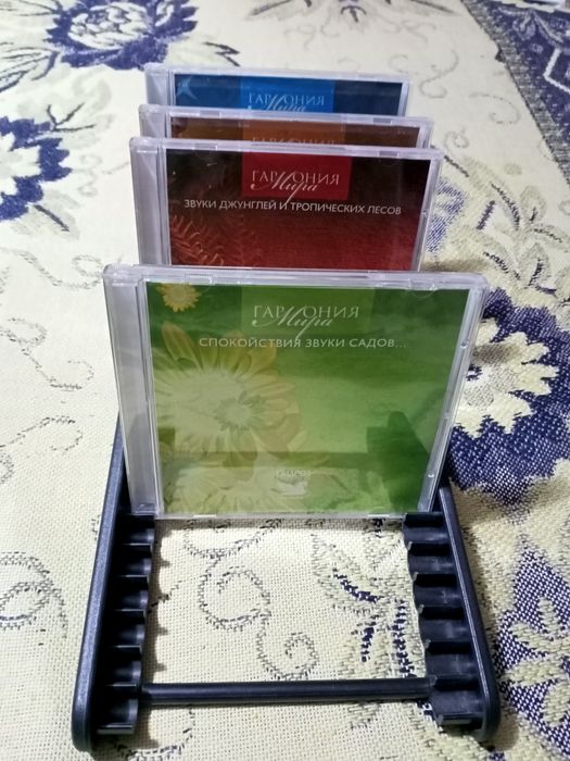 Полка для компакт-дисков