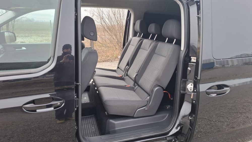 Vând  schimb FORD TOURNEO CONECT  2000 tdi automat  din 2023 varianta