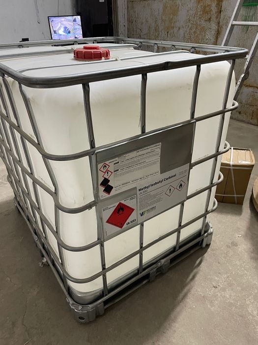 Продам кубовую бочку