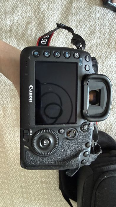продам Canon Mark III 5D