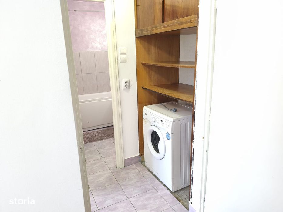 Apartament cu 2 camere in cartierul Cornisa!