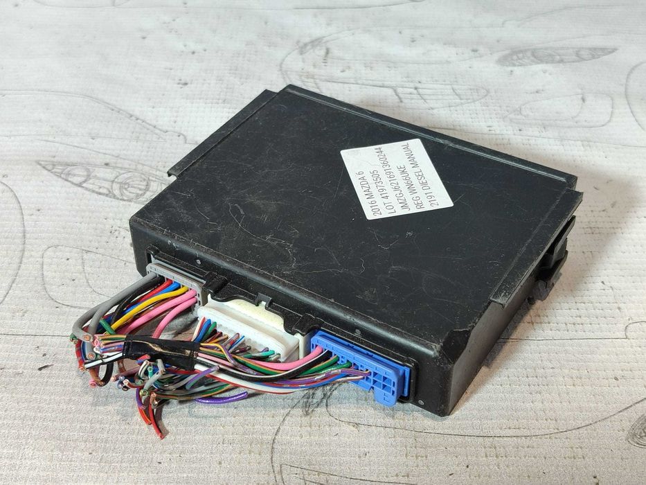 Modul confort / Unitate BCM fata Mazda 6 GJ COD: G46C-675X0A 2016 / [2013-2016] / (5G3)