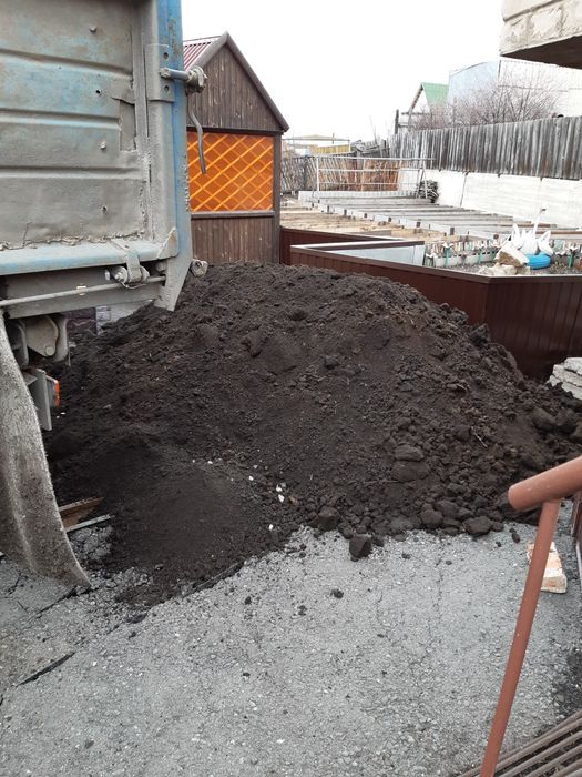 Перегной,чернозём,земля,песок, щебень