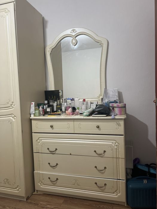 Гарнитура спальняя