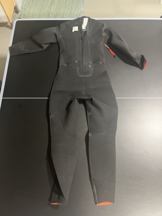 Неопренов костюм HUUB