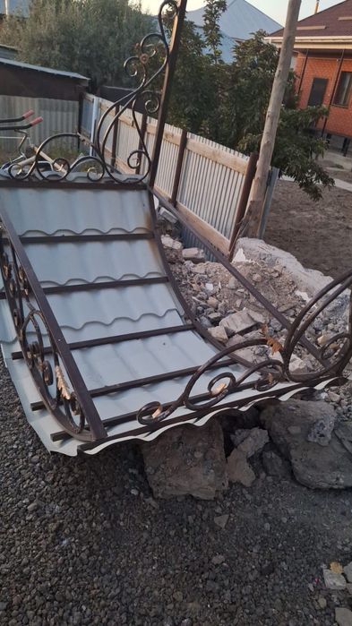 Навес над крыльцо