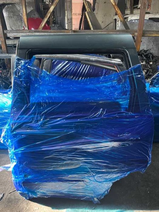 Дверь Jeep Grand Cherokee WH/WK