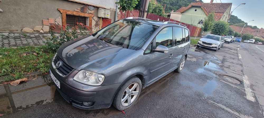 Volkswagen Touran 2.0 TDI