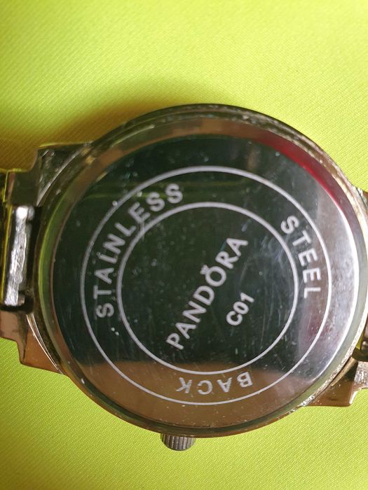 Ceas dama Pandora