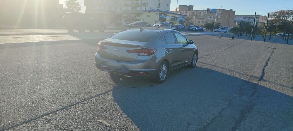 Продаётся хёндаи элантра