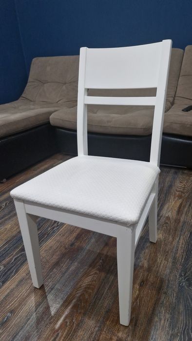 Стулья (Темиртау)