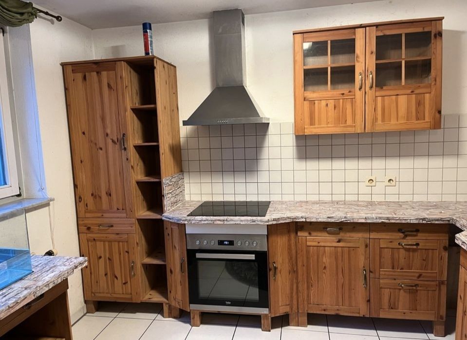 Bucătărie Utilată Integral din Lemn Masiv -Mobila Germania